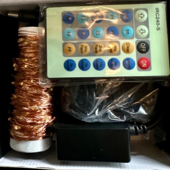 33-foot warm white string lights with remote control - Picture 7 of 8